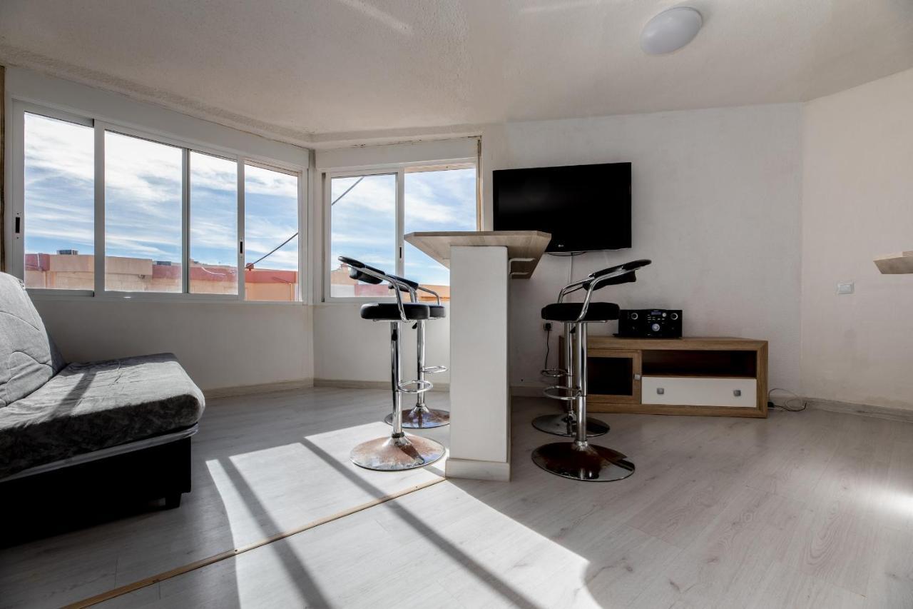 Bright Studio With The Seaview And Swimming Pool Leilighet La Manga del Mar Menor Eksteriør bilde